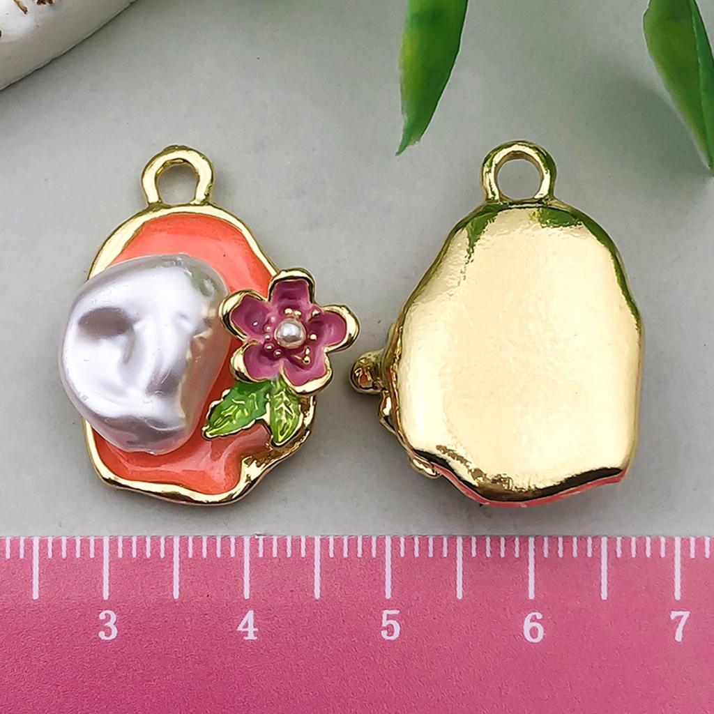 French Retro Enamel Flower Pendant: Light Luxury DIY Necklace & Hair Accessory