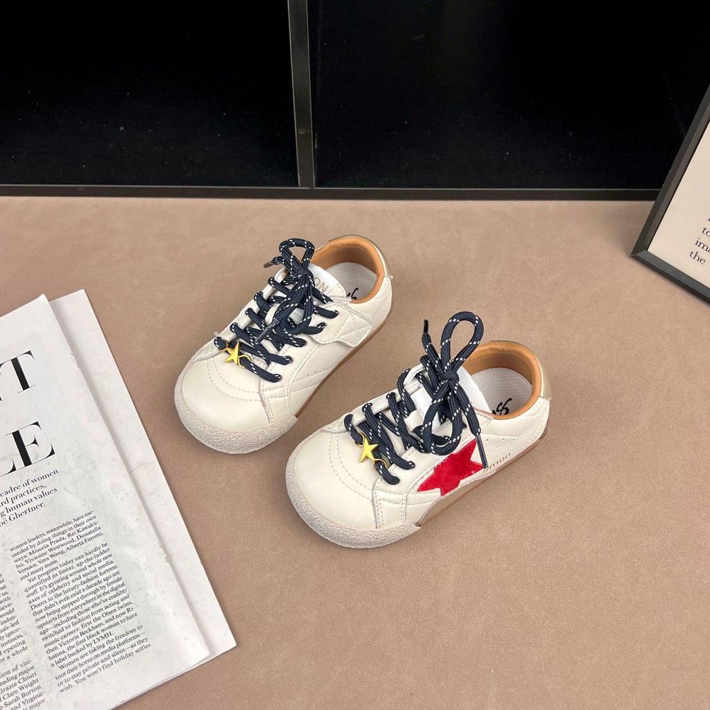 2026 Trendy Kids' Soft Sole Star Sneakers - Versatile Casual White Shoes for Toddlers