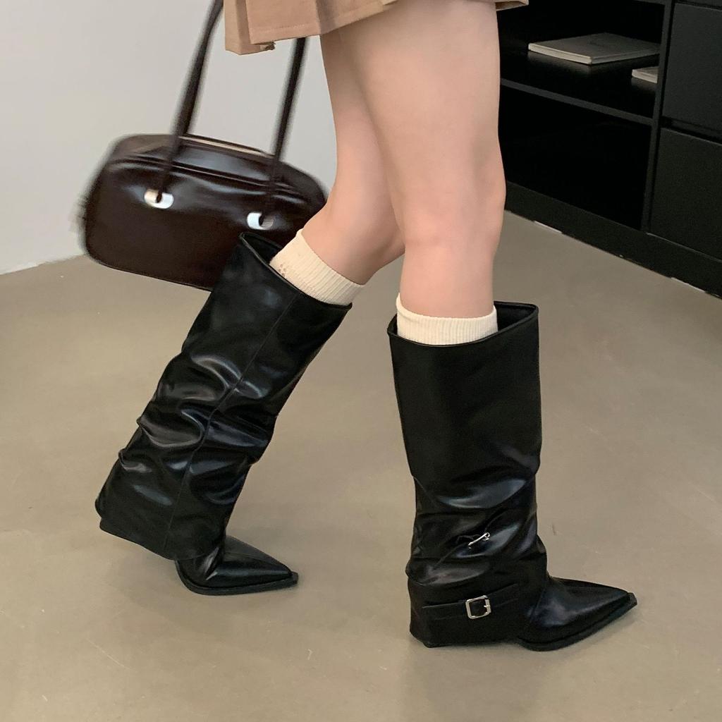 Spitze Schnalle plissierte Stiefel Damen Herbst und Winter neu Punk-Stil Ritterstiefel Fried Street Spice Girl Stiefel Tide