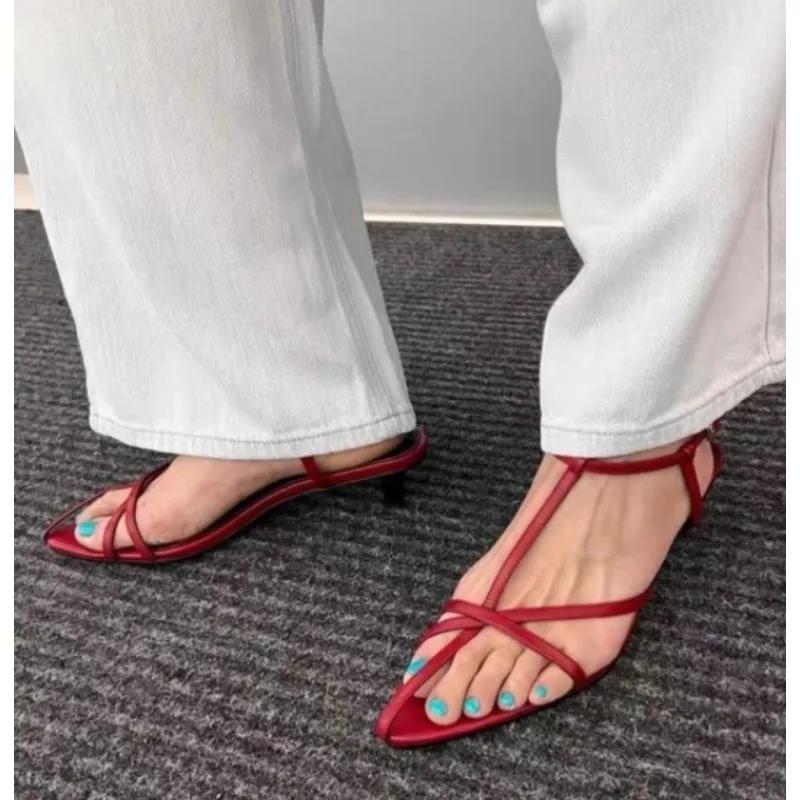 

Женские сандалии Лето Новая мода Узкий ремешок Женские гладиаторские туфли Тонкий низкий каблук Ремешок на щиколотке Туфли для платья и вечеринки 40 красный