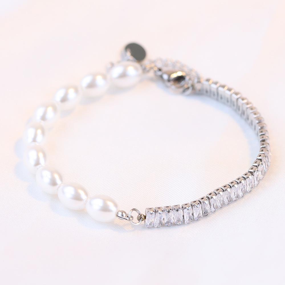 European & American Retro Temperament Faux Pearl Zircon 18K Gold Stainless Steel Bracelet