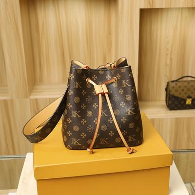 Τσάντα γυναικεία νέα μοντέρνα φθινόπωρο και χειμώνας εξειδικευμένος σχεδιασμός υψηλής ποιότητας ρετρό κάδος τσάντα ώμου