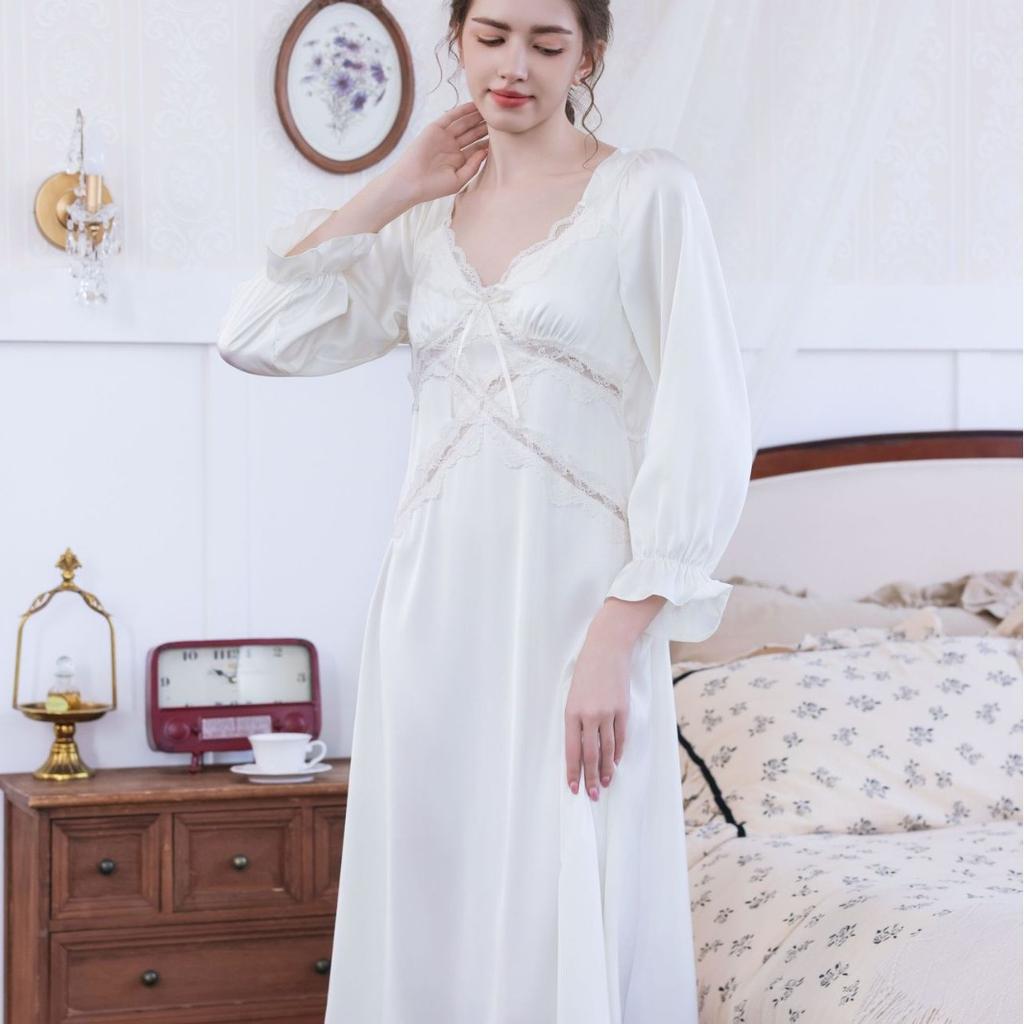 New spring and summer French retro long dress sexy sweet long-sleeved nightdress ice and snow ribbon chest pad court style loungewear