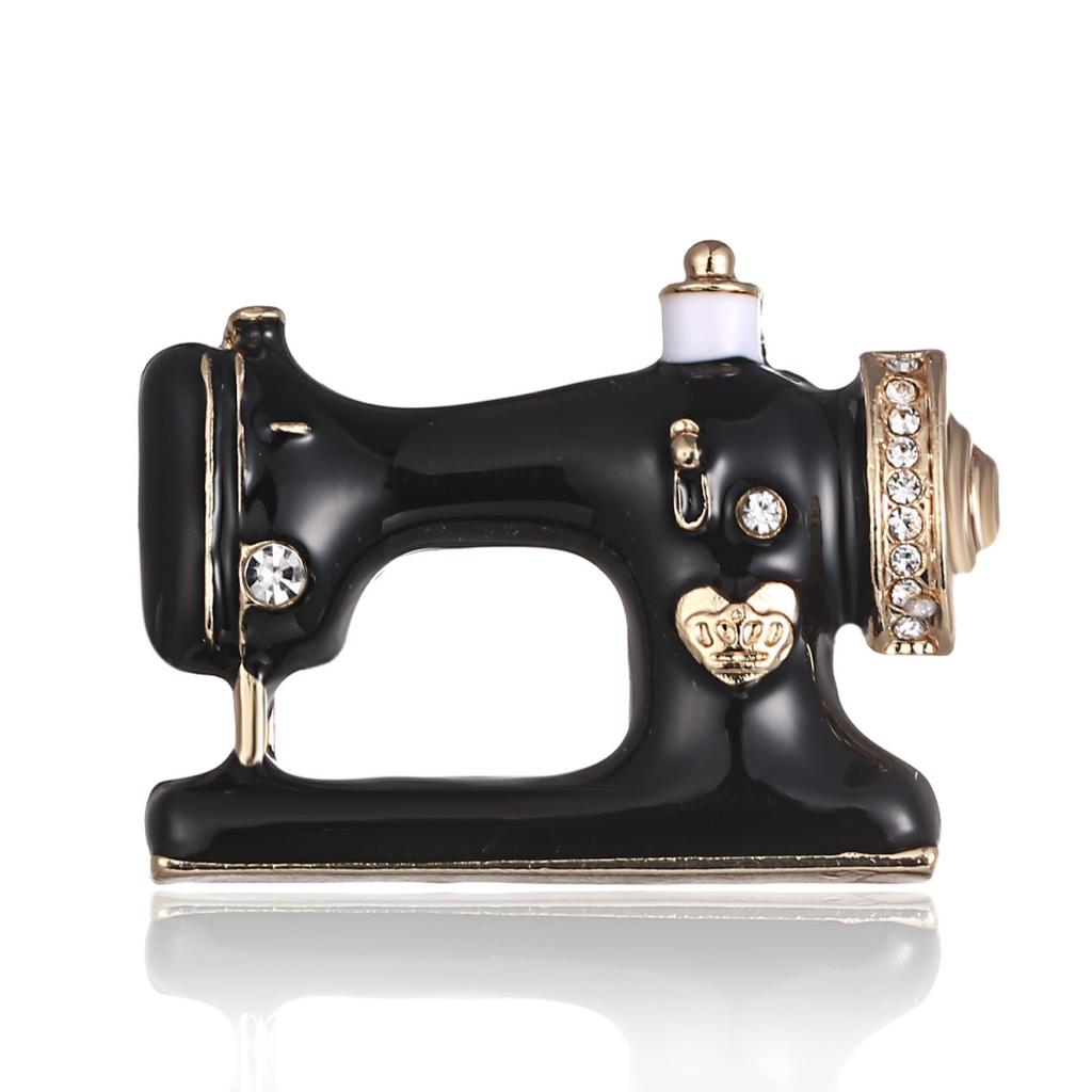 Creative Rhinestone Black Enamel Sewing Machine Brooches For Women Men Vintage Fashion Punk Sewing Instrument Buckle Pin Jewelry