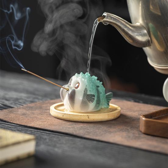 Pufferfish Incense Stick Holder Resin Globefish Tea Pet Figurine Incense Burner Home Office Tea Room Table Decoration Ornament
