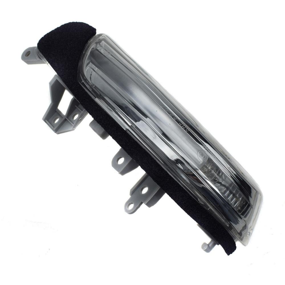 Right Side Rearview Mirror Light Signal Lamp For Toyota Prius V 81730-30140