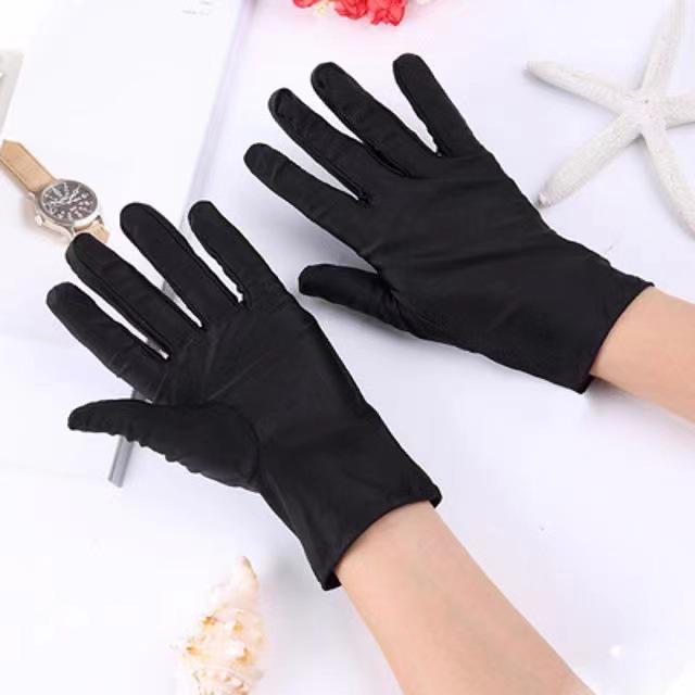 Gants en Dentelle Assortis: Styles Mariée, Hôtesse de l'air, Policier, et Shooting Photo