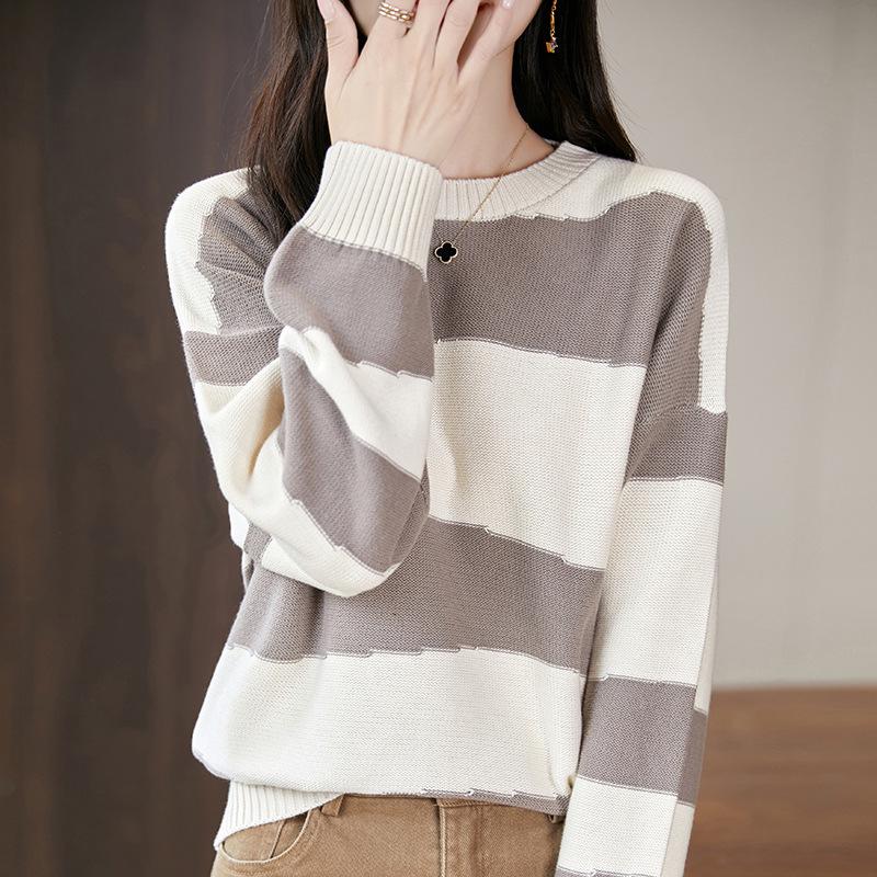 

Женский вязаный свитер из 100% хлопка в полоску, колор-блок, с круглым вырезом - свободного кроя, со спущенными плечами S