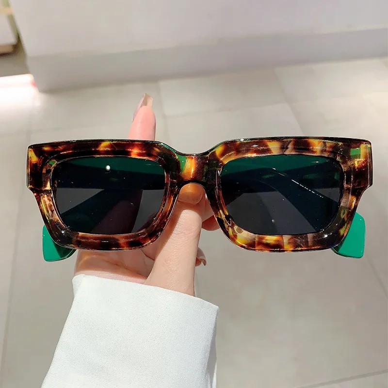 High Quality Retro High End Designer Style Edgy Punk Trendy Timeless Square Shaped Female For Both Male Sun Glasses