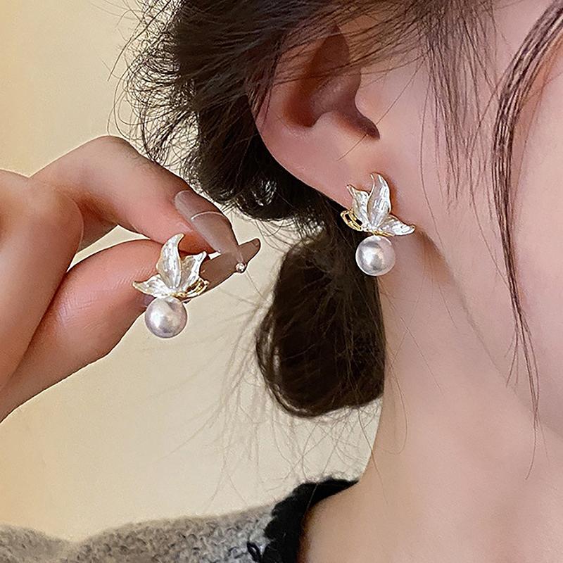 Simple Style Stylish Hoop Earrings Lady Everyday Wearable Jewelry With Shiny Zirconia Silver Color Accessories For Women