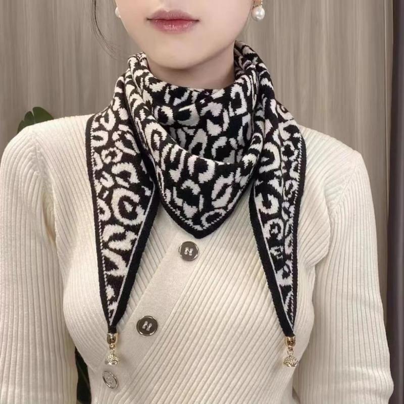 Milan's Two-tone Knitted Triangle Scarf with Decorative Ends