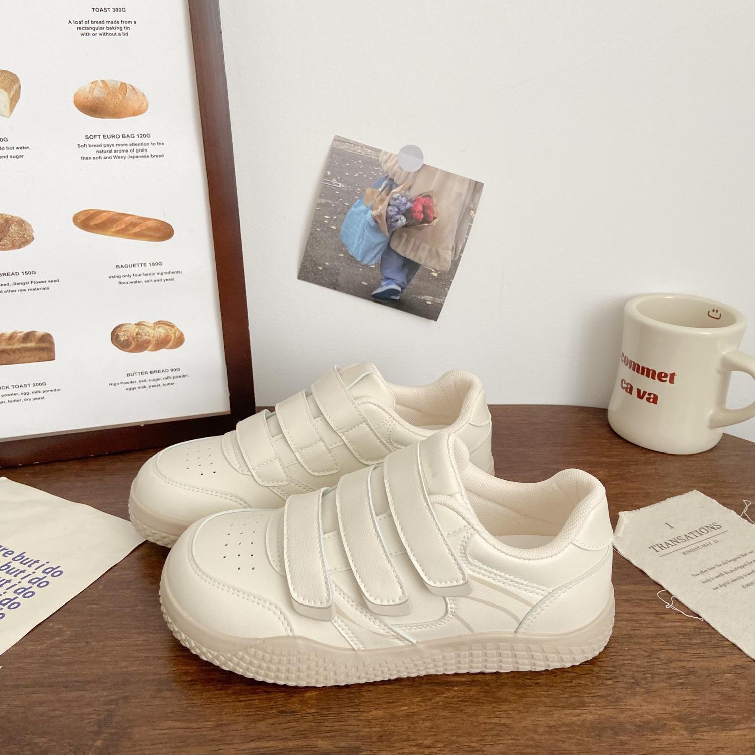 

Campus style Velcro little white shoes women s spring new niche bread shoes casual versatile thick baseplate shoes 40