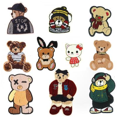 Toppa Ricamata in Ciniglia Animale Cartone Animato - Accessorio per Abbigliamento e Applicazione per Asciugamano