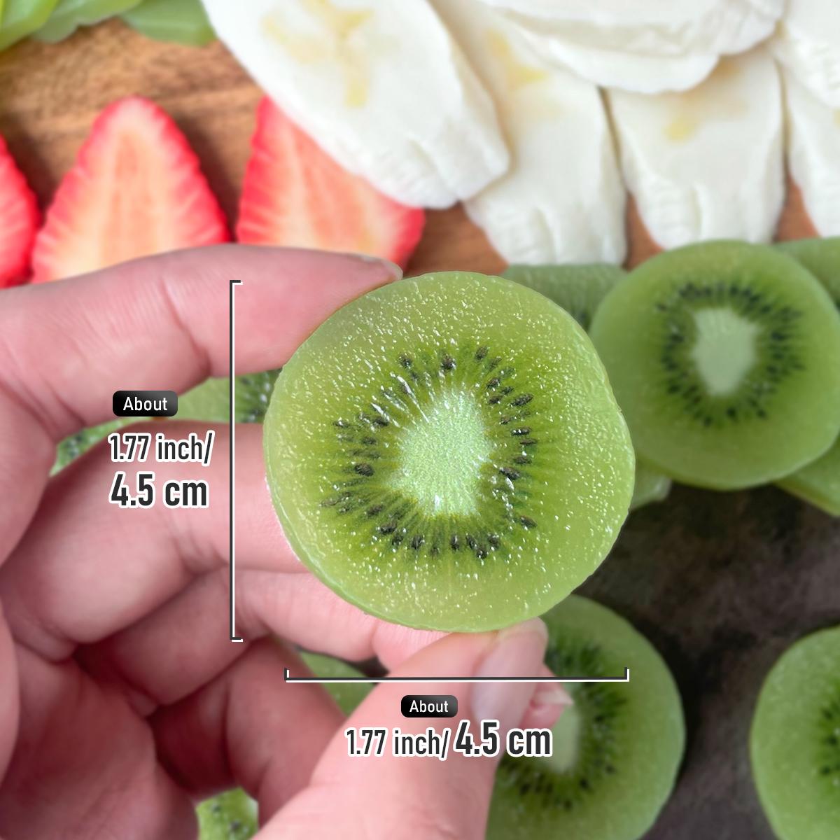 

Simulated Food Strawberry Props Artificial Fake Fruit Slices To Decorate Fake Models in Fruit Shops 3PCS