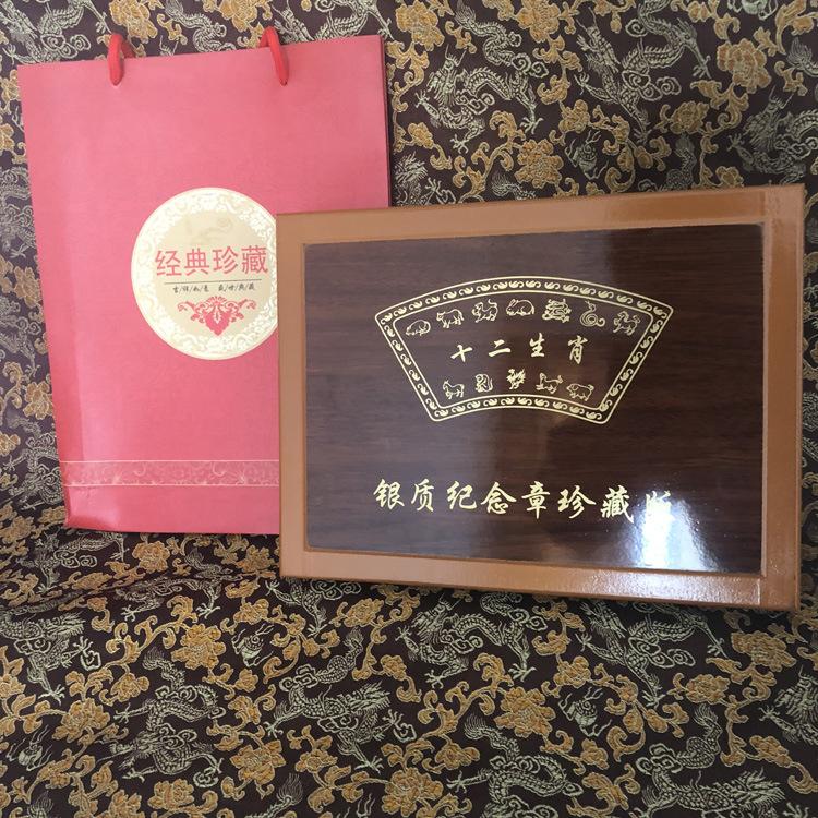 Lunar New Year 12 Zodiac Commemorative Coin, High end Wooden Packaging, Collector's Edition, 2019, Gift