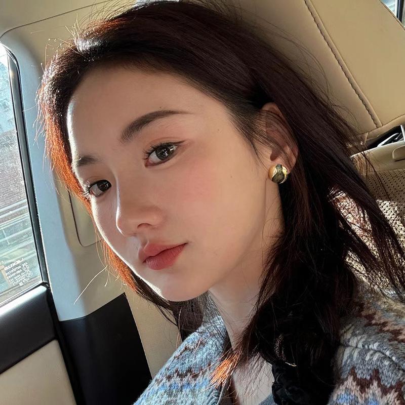 Textured Geometric Round Ball Stud Earrings - European and American Light Luxury, High-End Unique Design Fashion Jewelry