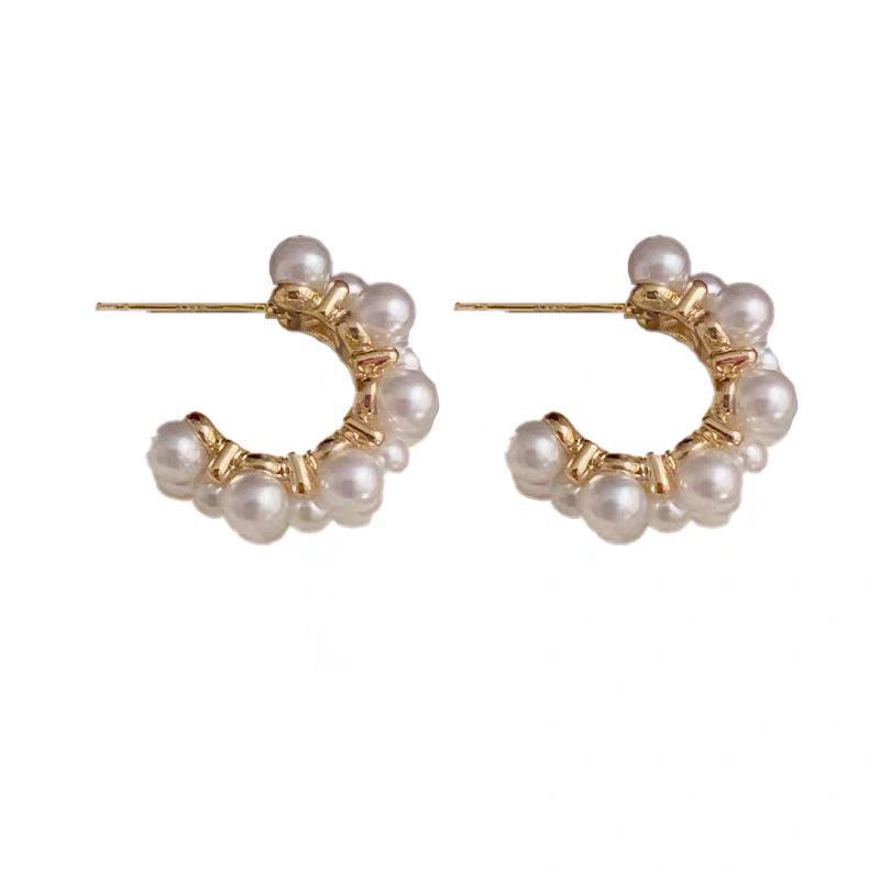 Light Luxury High-end Sense C-type Pearl Small Ear Ring Style Niche Temperament Earrings Versatile Commuter Earrings