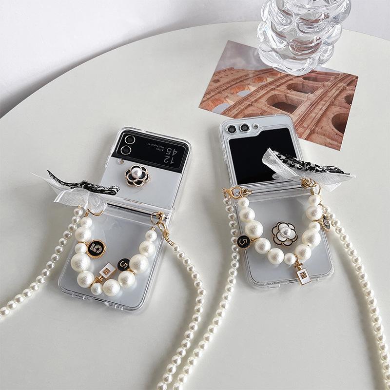 Transparent Ins Style Phone Case for Samsung Zflip6 Foldable Screen Flip W24flip Pearl Hand-held Chain Flower