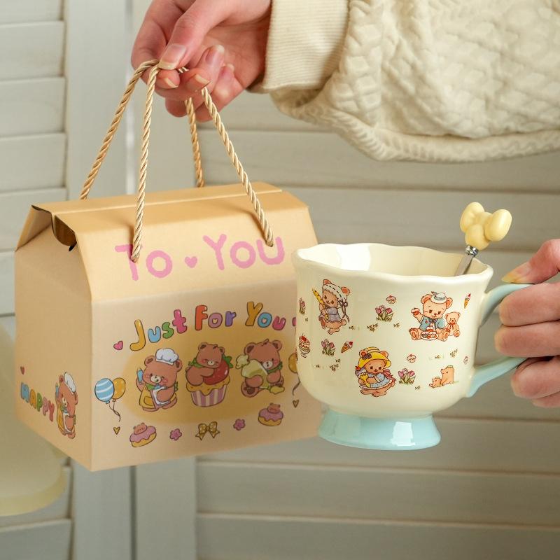 High-Value Wind Ceramic Cup With Spoon, Cute Girl Couple Water Cup Gift Box, High-End Souvenir