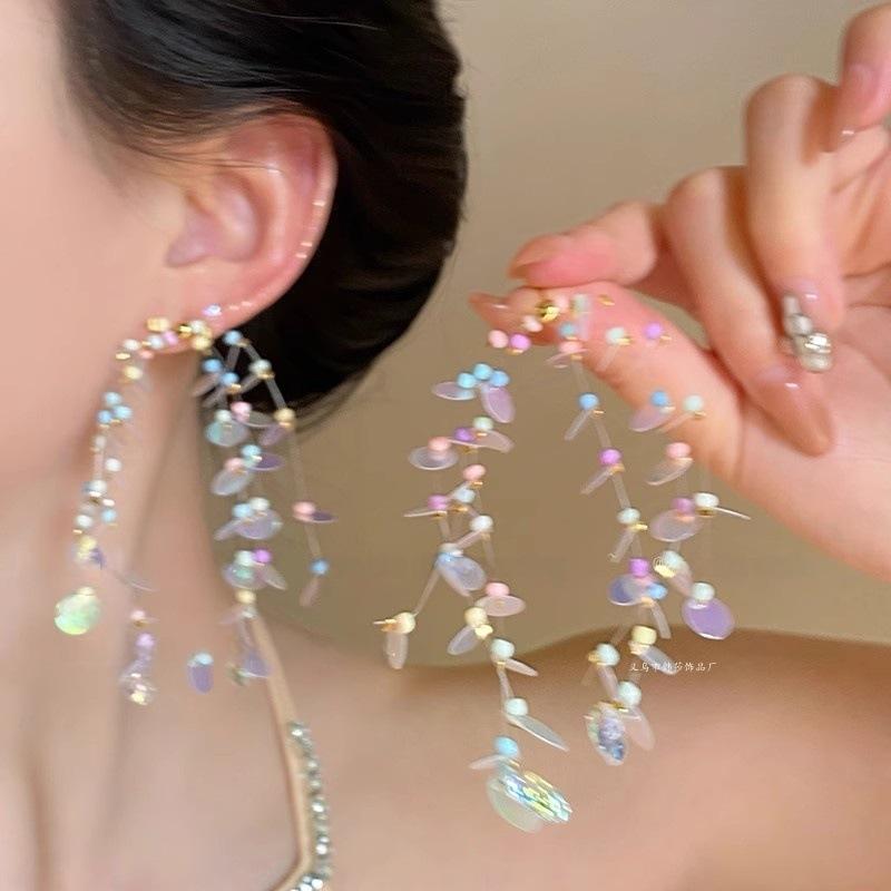 Dopamine sequined glass beads, rice beads, fringed earrings, seaside photo atmosphere earrings, high-end earrings.