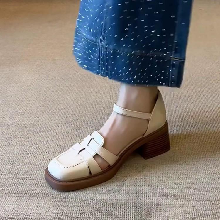 Retro woven hollow bag head Roman sandals women's soft sheepskin one-word buckle strap non-grinding feet soft sole high-heeled pig cage shoes