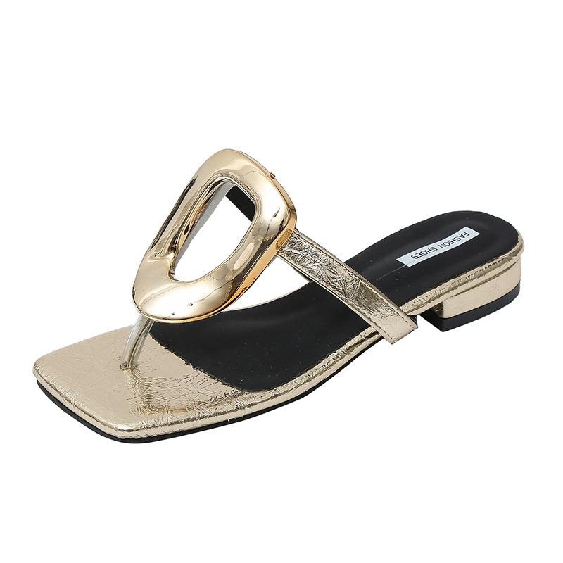 Niche Metal Square Buckle Foot Slippers Women's Summer Wear New Flat-bottomed Casual Square Toe Cold Slippers