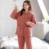 Vêtements de nuit matelassés en polaire corail pour femme - Vêtements d'intérieur épais et chauds à trois couches pour femmes d'âge moyen en automne et en hiver