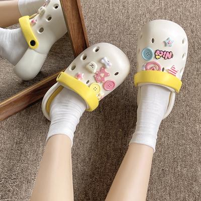 New Sandal Slippers  Cute Cartoon Clogs Women Mules Summer Beach Sandals Cave Hole Female Garden Shoe For Students Girls