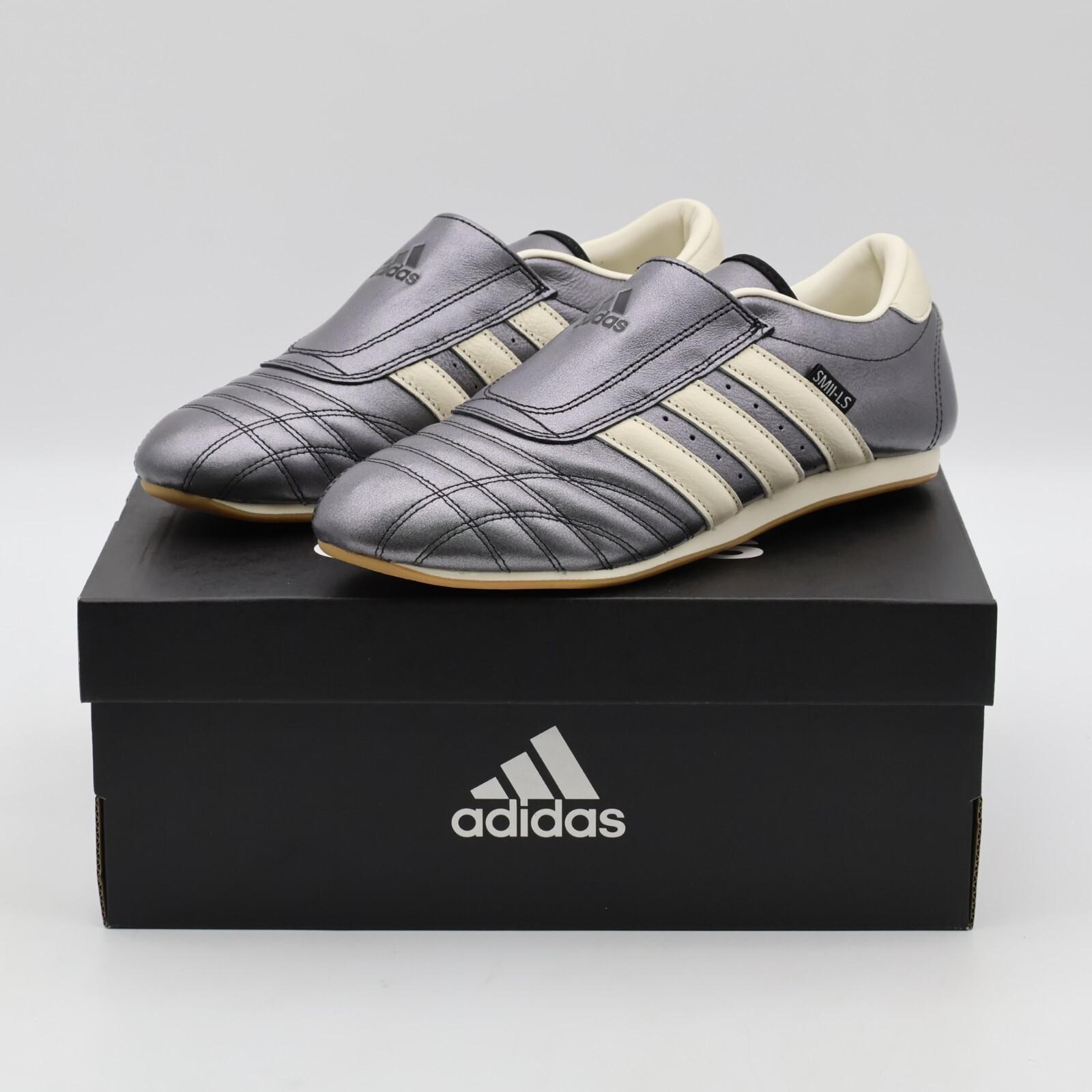JS4465 adidas Originals Taekwondo Core Black Silver Metallic Gum (Women s) 5W