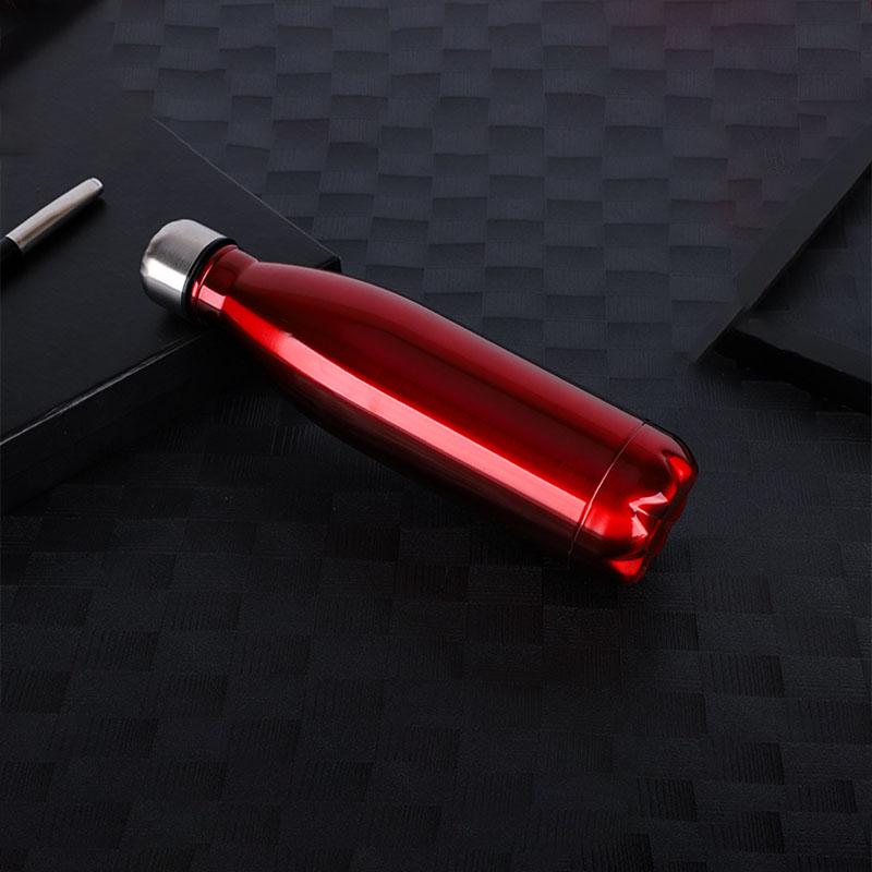 

Нержавеющая сталь На открытом воздухе Спорт Кемпинг Изолированная бутылка вакуумная в форме колы Вода 500ml красный