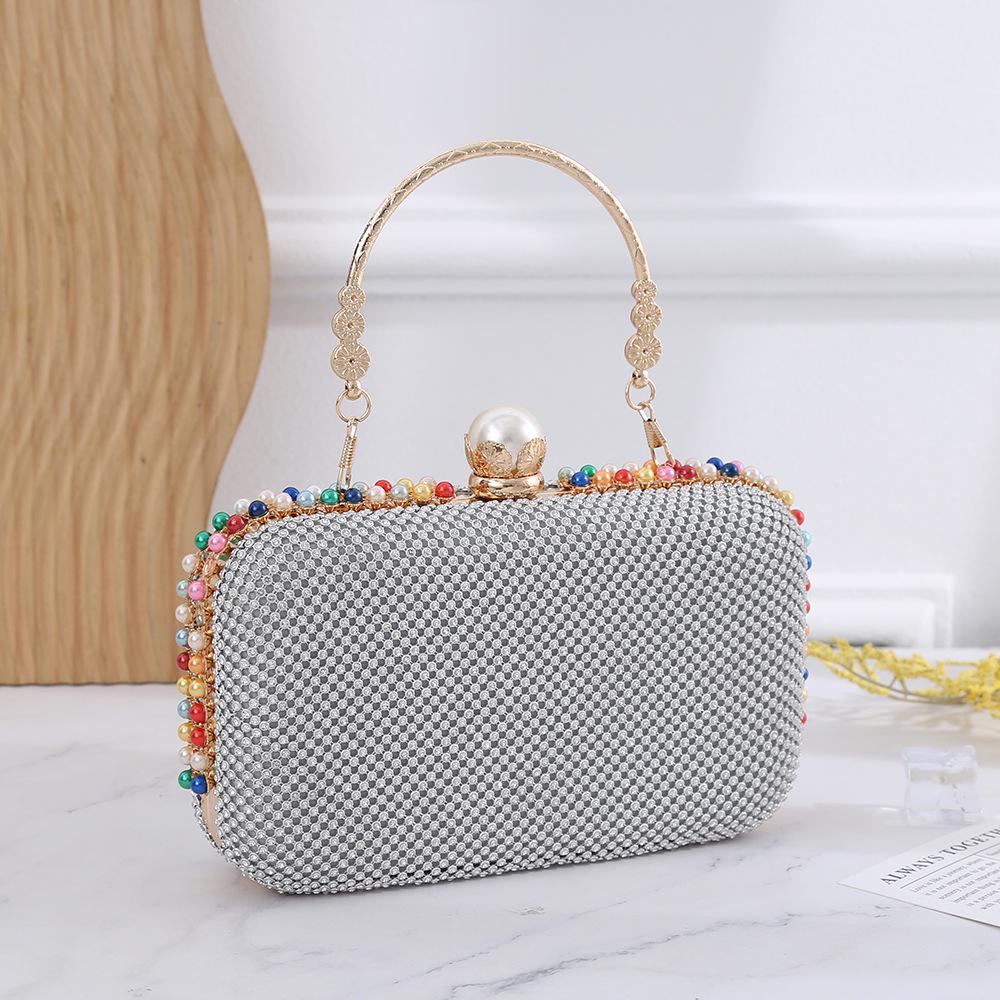 

Urban Minimalist Cross-border Evening Bag with Pearl Buckle - Compact Horizontal Shoulder Bag срібний