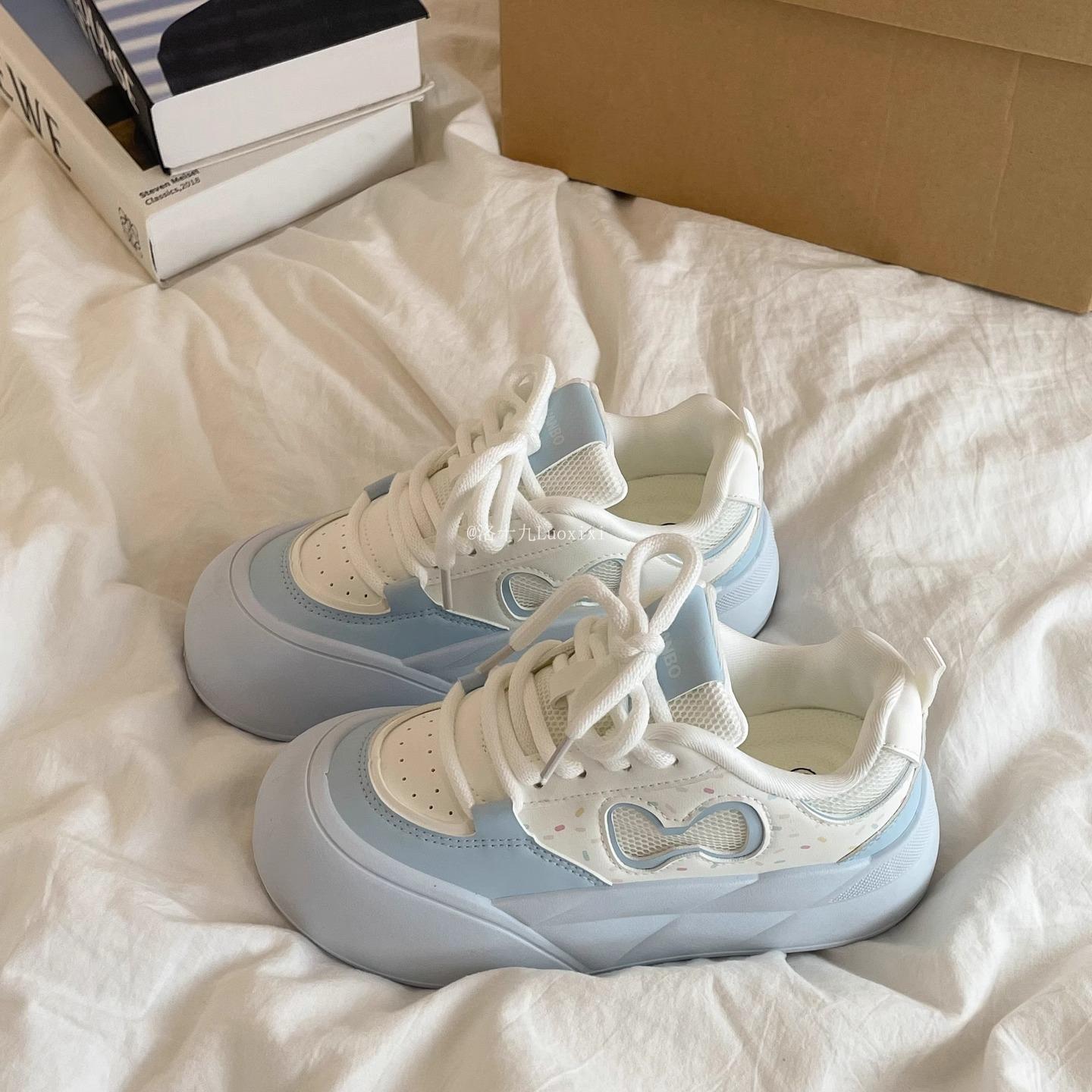 

Dopamine thick baseplate shoes women s 2025 new summer student versatile chic shoes original niche white shoes 35 синий