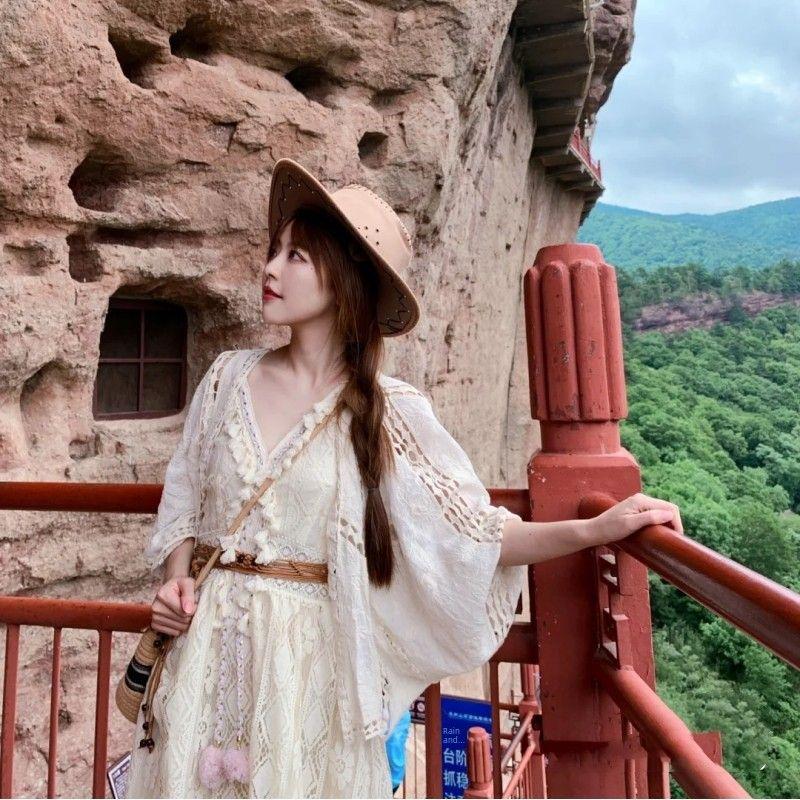 

100.00kg Export Oversize Women s Clothing Fashion Hollow Tassel Beach Vacation Style Bali, Thailand Sun Protective Blouse 5398 apricot FM(Suggested 45.00 kg-100.00 kg)