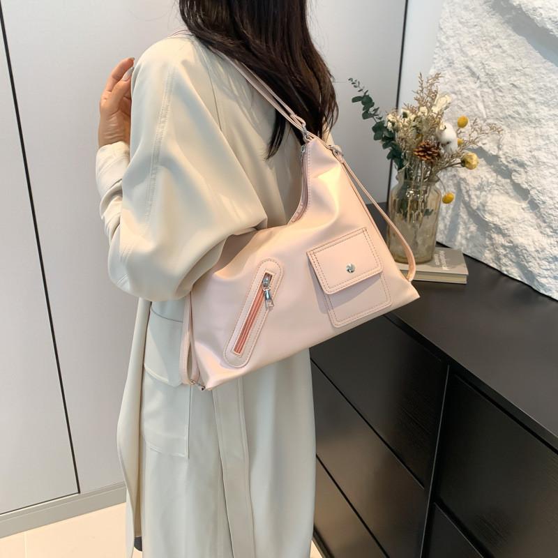 Stylish Pu Leather Tote Bag For Women 2024 Trendy Commuter Shoulder Bag