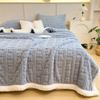 Thickened Coral Fleece Bed Blankets for Winter Warm Soft Imitation Lambs Wool Jacquard Blankets for Bedroom Sleeping Sofa Throw