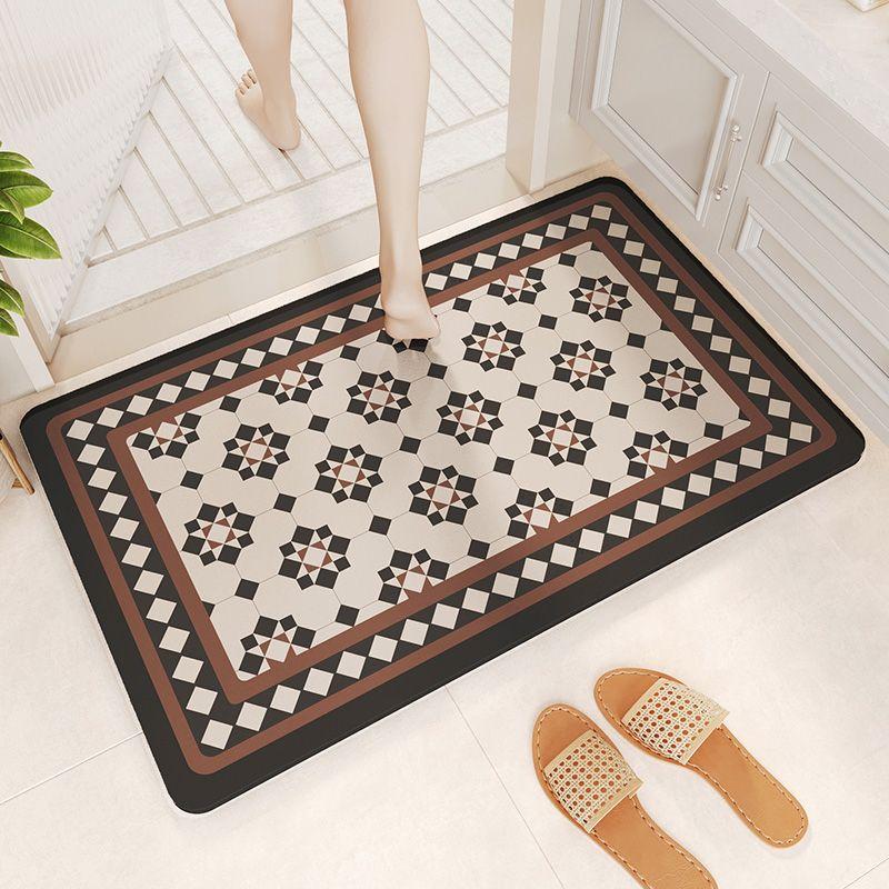 Diatom Mud Bathroom Mat with Strong Water Absorption, Dirt Resistant and Anti Slip Dry Foot Mat At the Entrance of the Bathroom