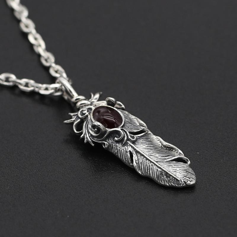 S925 Sterling Silver Smycken Retro Thai Silver Herr Handgjorda Epoxy Flame Eagle Fjäderhänge