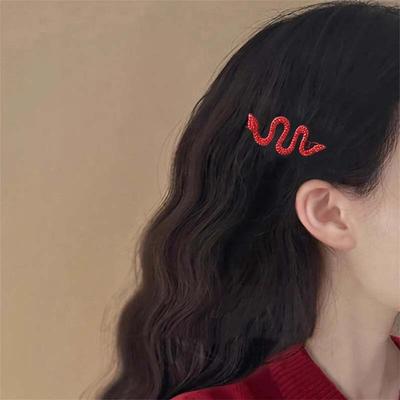 Forcine vintage rosse a forma di serpente per donna Lussuoso metallo cristallo Irregolare serpente animale Fermaglio laterale per capelli Copricapo Accessori per capelli