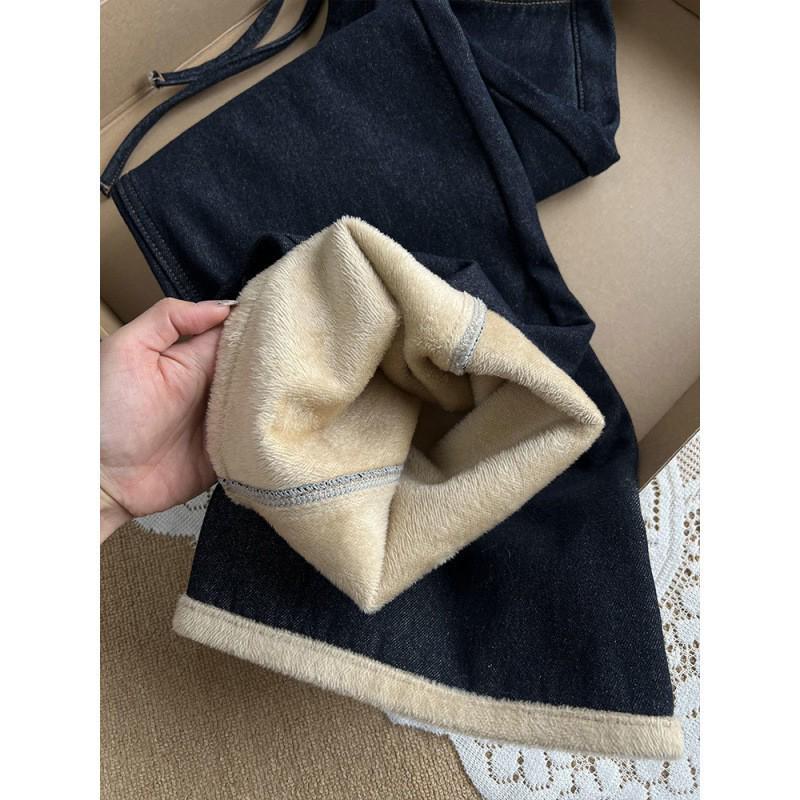 Retro Dark Blue Velvet-Lined Wide-Leg Jeans for Women - Winter 2024 Edition