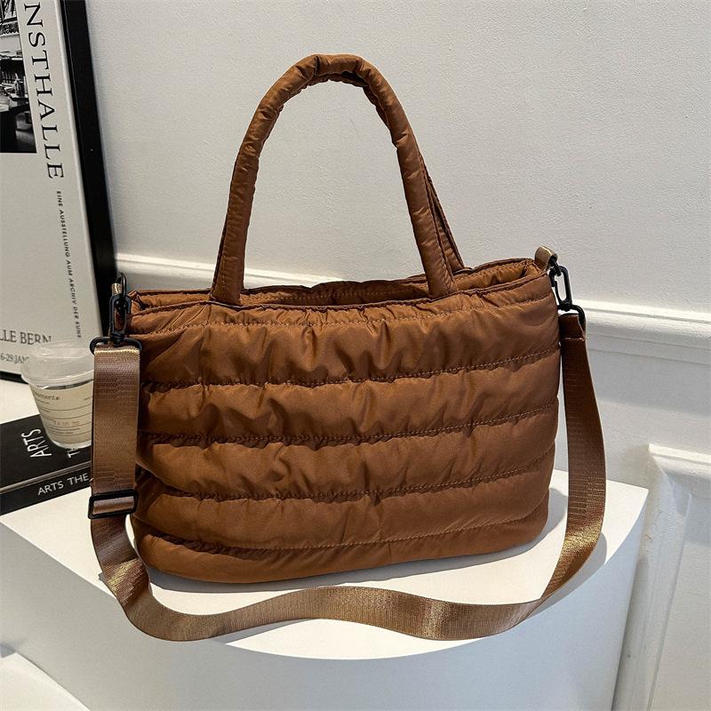 Commuter large-capacity cotton bag 2025 new portable tote bag fashionable shoulder messenger bag