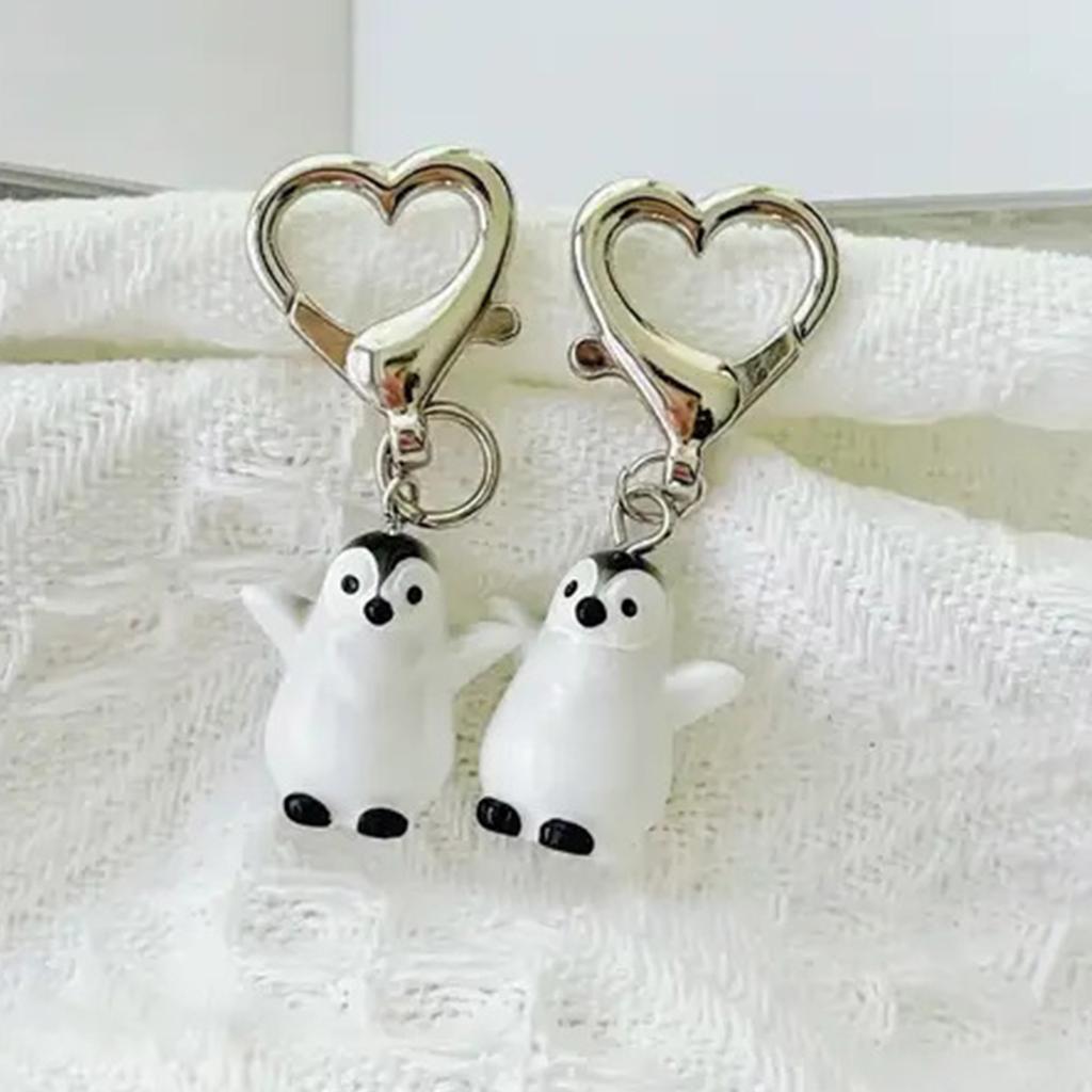 Multipurpose Lovely 3D Penguins Keychain Charm Sturdy Resin Animal Pendant for Women Men Kids Gifts Bag or Car Key