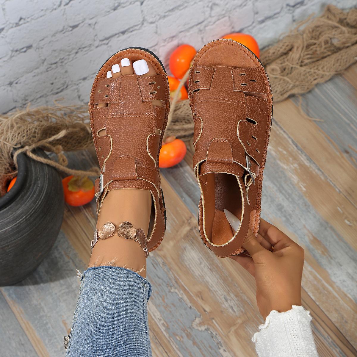 

Foreign trade large size new belt buckle flat bottom hollow sandals women retro wind wear solid color beach cool slippers wish 43 темно-коричневого