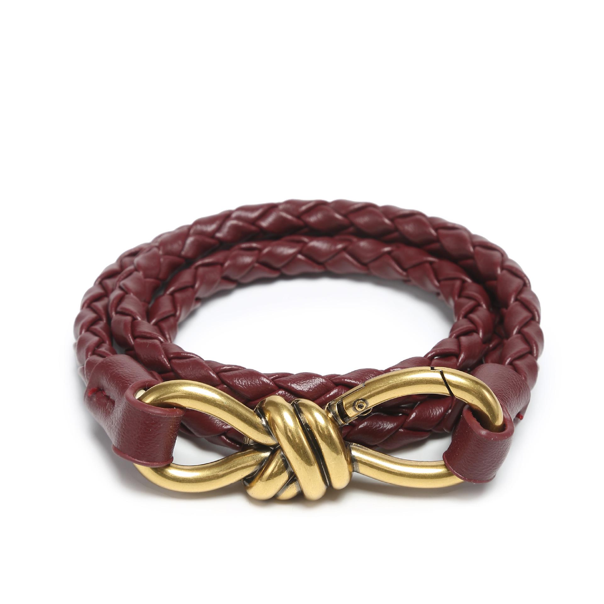 

Ремень с пряжкой-бабочкой ручной работы — популярный аксессуар известного бренда 77 cm