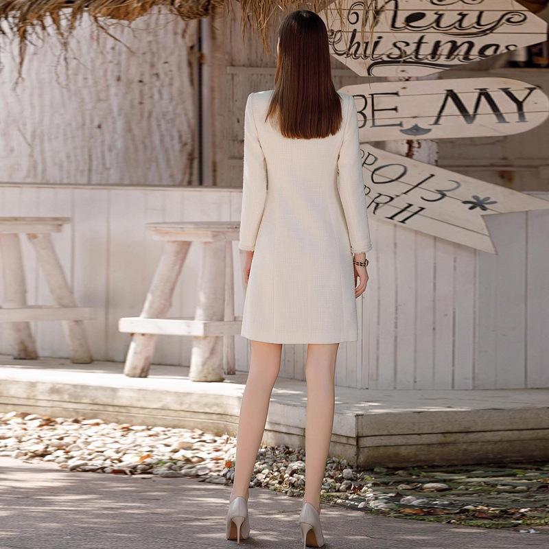 Women's White Double-Breasted Midi Dress - Round Neck, Slimming Fit, Spring/Autumn