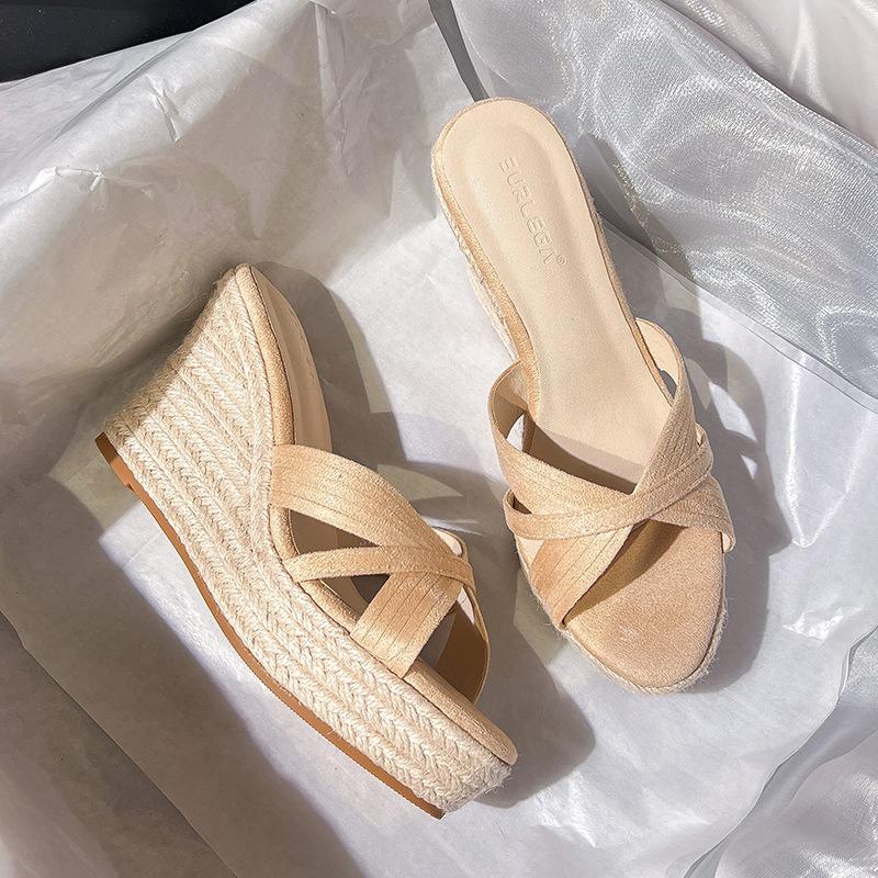 Wedge Heel Thick-soled Fish Mouth Slippers Women's New Summer Open-toe Wear Waterproof Table High-heeled Straw Sandals