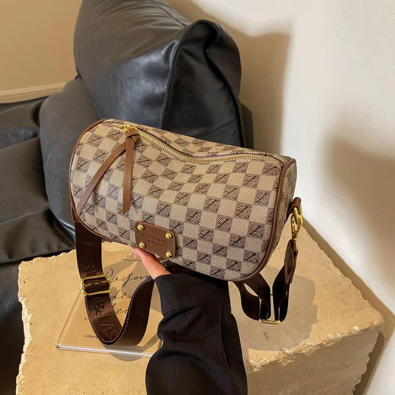 Сумка женская клетчатая широкополосная сумка через плечо премиум текстурированная женская сумка-подушка хаки