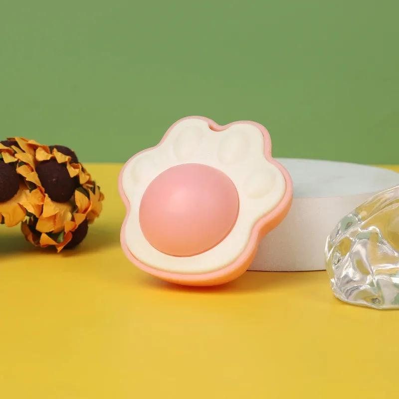 Lovely Cat Paw Catnip Wall Ball Cat Toys Catnip Edible Licking Balls Snack Healthy Rotatable Treats Toys Mint Ball Cat Supplies