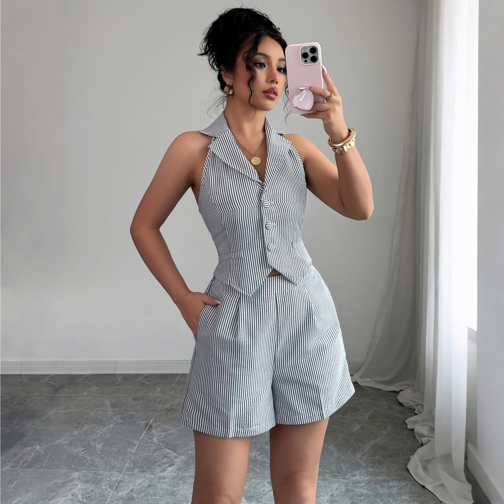 Elegantes und raffiniertes Button-down-Westen-Gestreifte Shorts-Set für Damenfrühling und -sommer