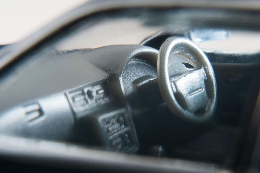 Tomica Limited Vintage Neo Nissan Cedric V30 Twin Cam Gran Turismo SV Šedomodrý 91letý hotový produkt 320685 1/64 LV-N265b