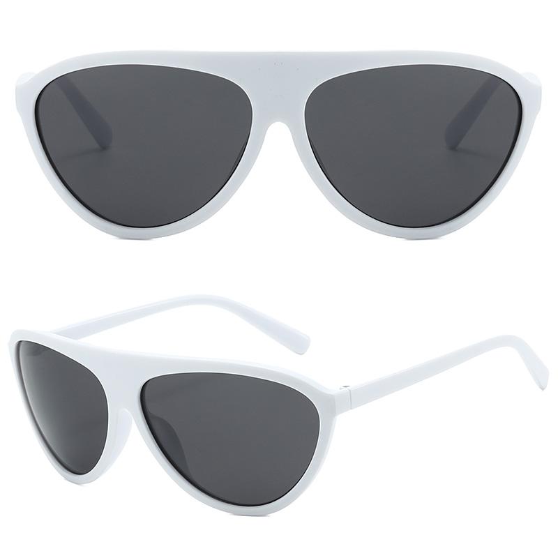 Aviator Shield Sunglasses – Trendy Oversized Black Frame UV400 Fashion Eyewear for Women & Men